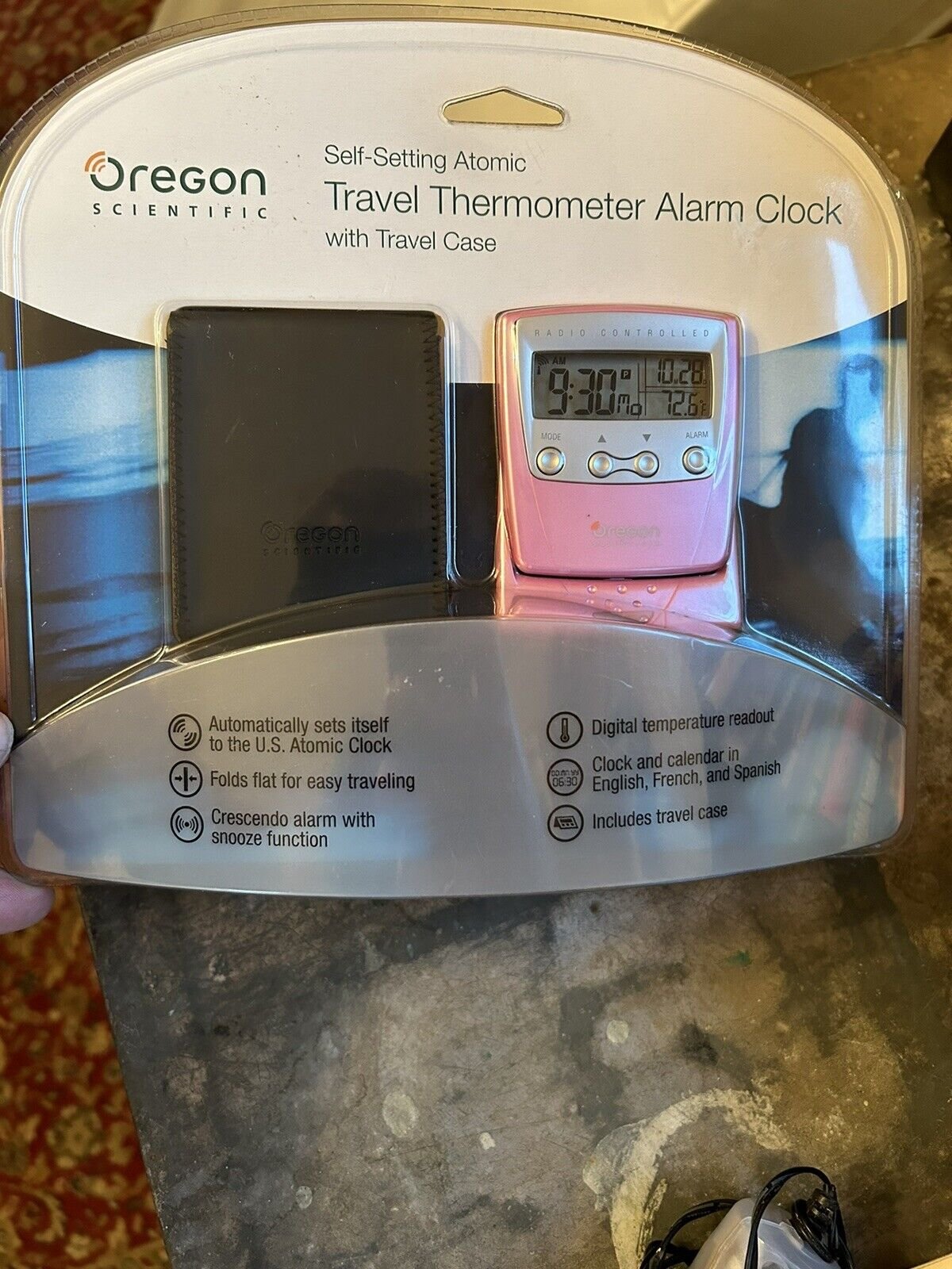 Oregon Scientific Self Setting Atomic Travel Thermometer Alarm Clock W/ Case NEW