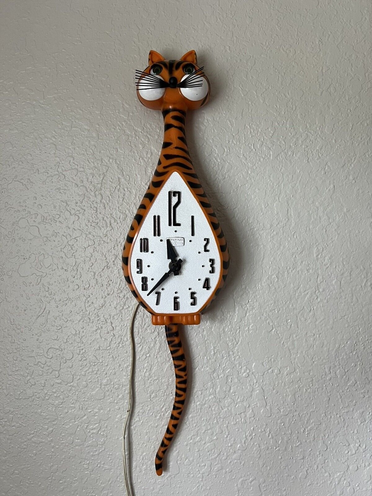 Vintage 1950s Spartus Orange Cat Clock WORKING TAIL AND EYES