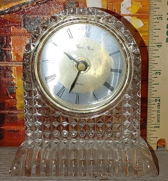 Vintage 24% Lead Crystal Desk Clock Quartz