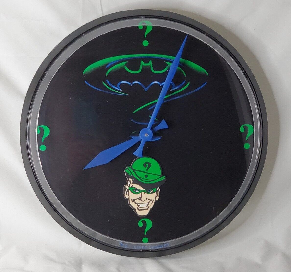 1995 Batman Forever Battery Wall Clock Riddler DC Comics Swinger Pendulum Works
