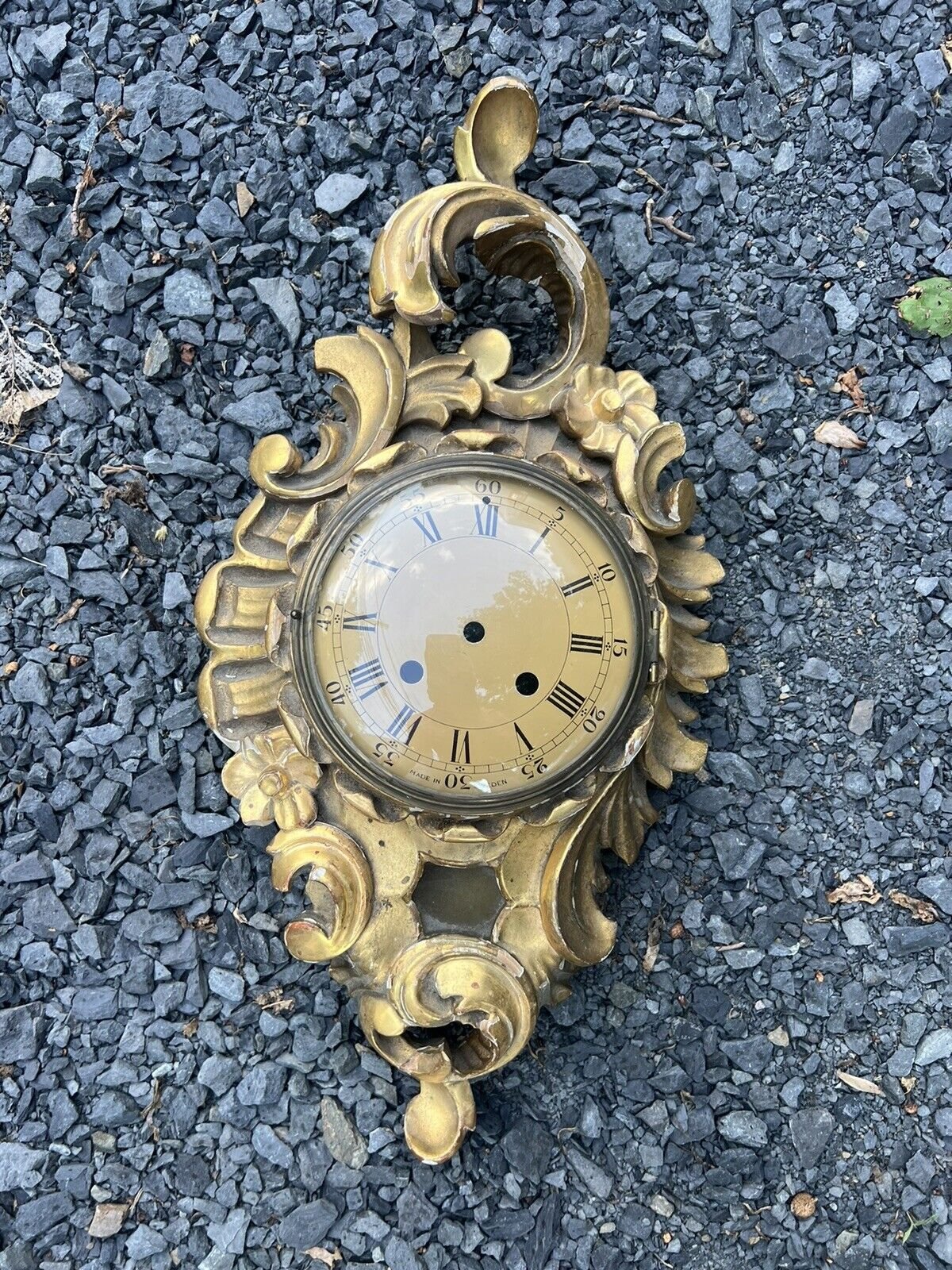 Antique Gustavian Louis XV Rococo Style Foliate Carved Giltwood Cartel Clock