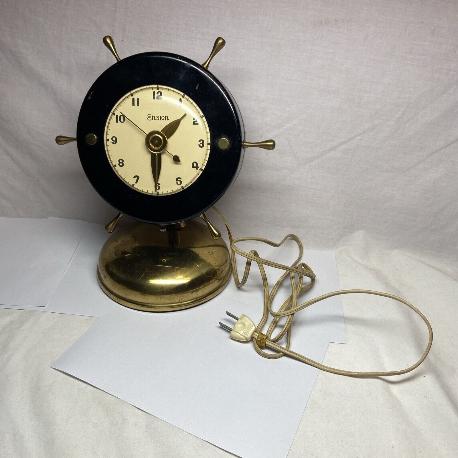 Art Deco Mid Century 1946 Ensign Clock Helm Ship Wheel 9” Desk Brass & Metal