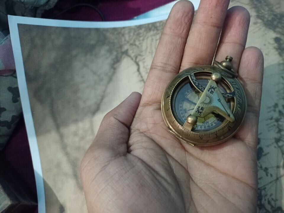 Brass Sundial Compass Vintage Pocket Style Gift for husband, for valentine day.