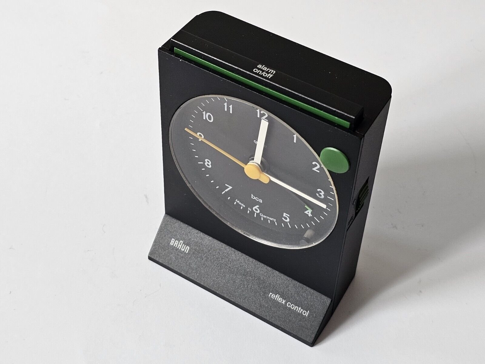 Braun REFLEX CONTROL Alarm Clock DESIGN Lubs Rams Germany COLLECTABLE