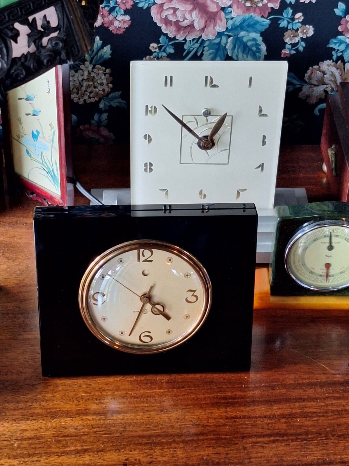 General Electric Telechron 3H172 Candlelight Black Carrera Glass Vintage Clock