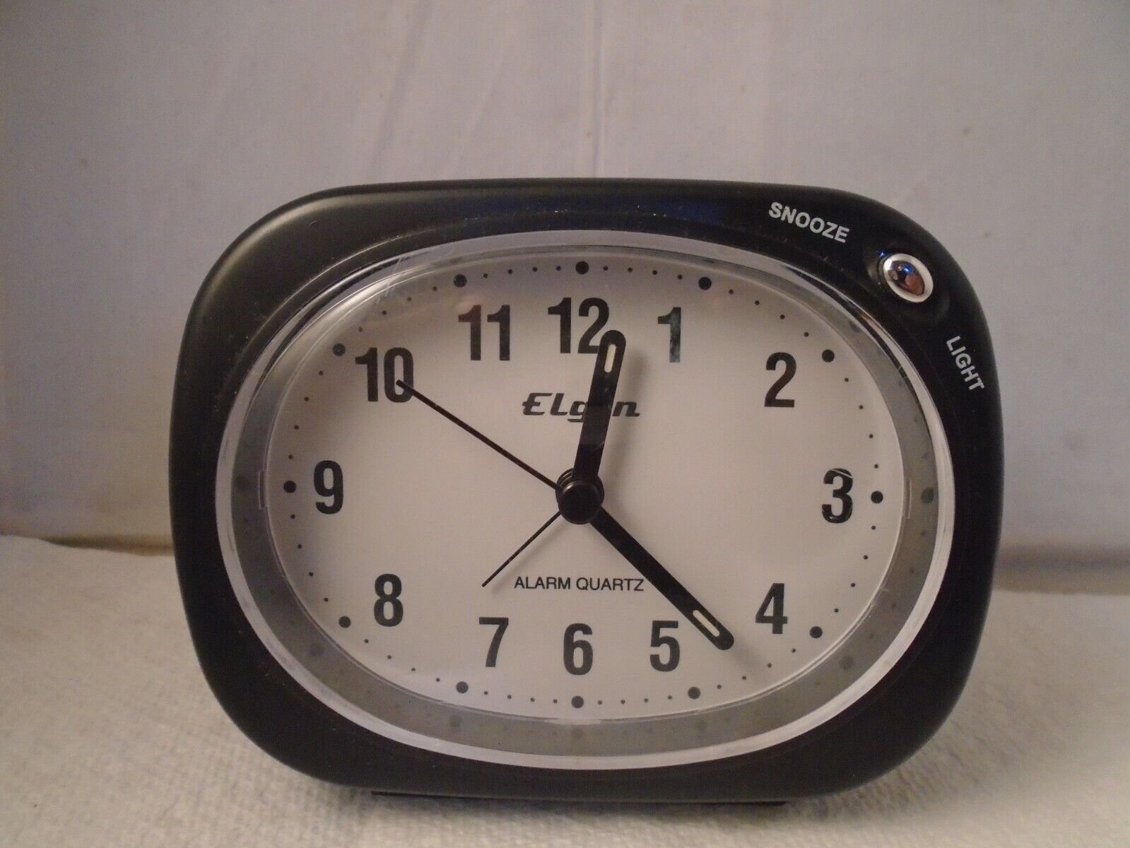Geneva 3647E Quartz Alarm Clock -Black
