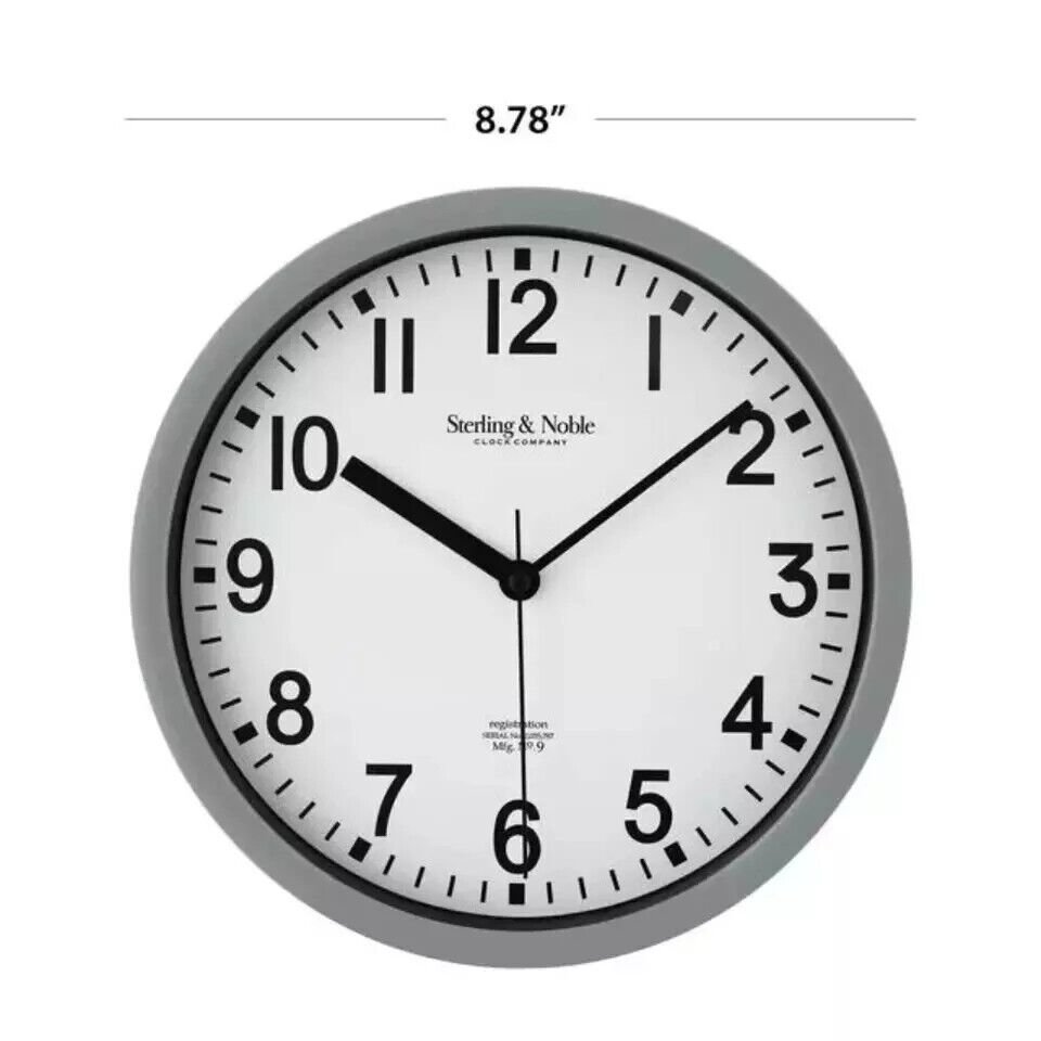 NEW 8.78" Basic Indoor Analog Round Modern Wall Clock, Gray (FAST SHIPPING)