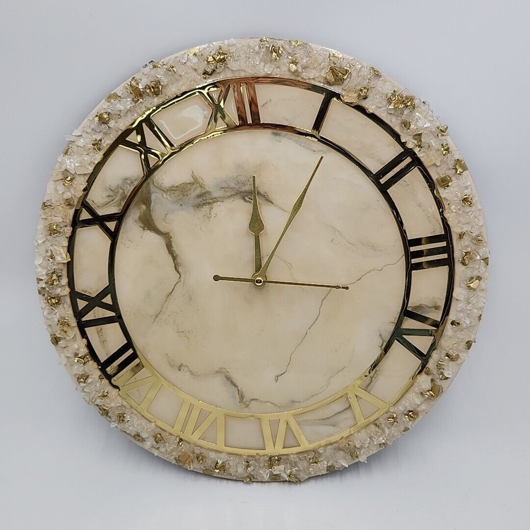 NEW Resin Wall Clock for Home Decor. Beige/Golden. Modern Design 14"