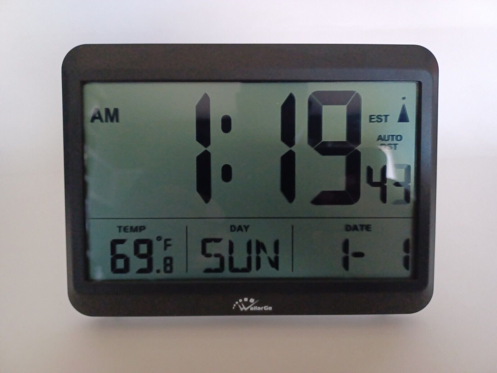 WallarGe Atomic Clock- Large Digital Display Alarm Clock, Temp, 4 time Zones,DST