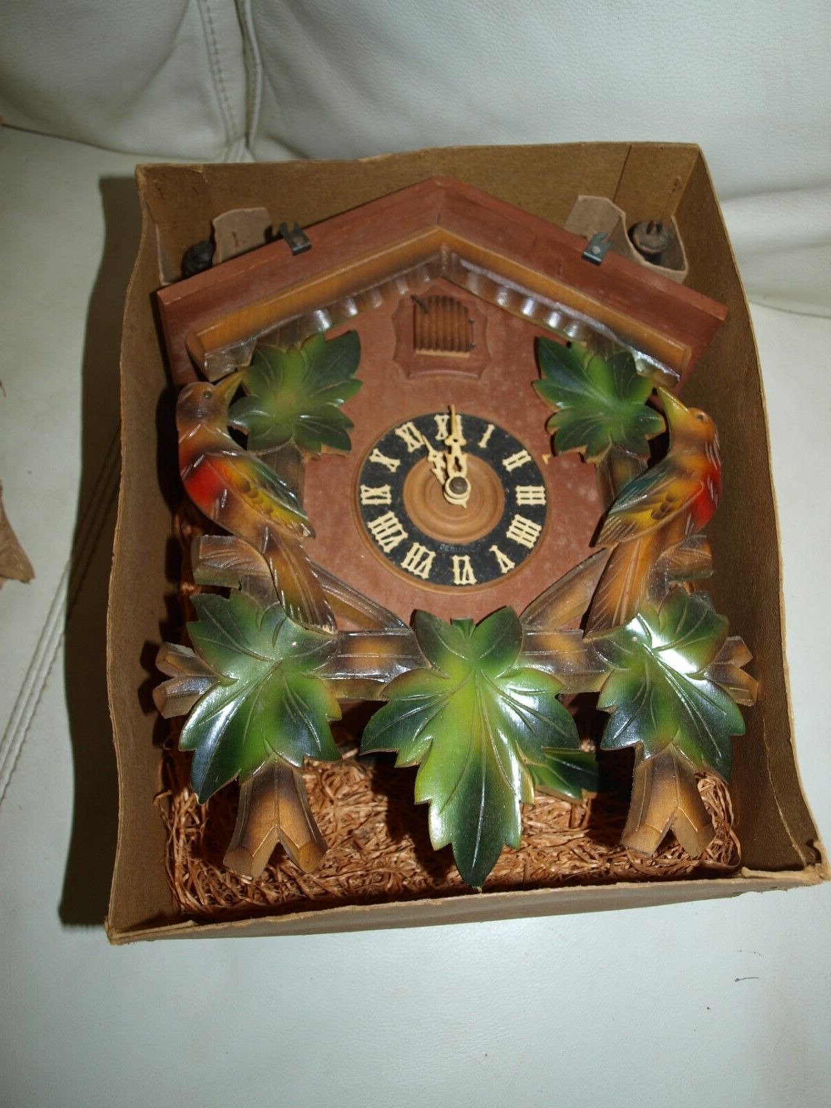 16" MUSICAL German Cuckoo Clock with Birds Black Forest Wood Carved