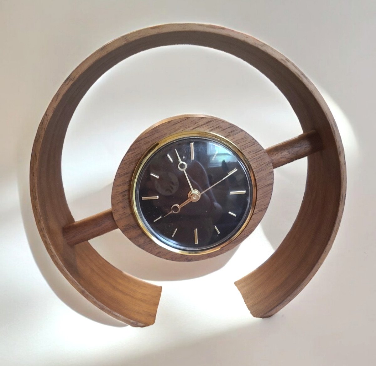 90s Hand Carved Desk Clock Round Abstract MCM works