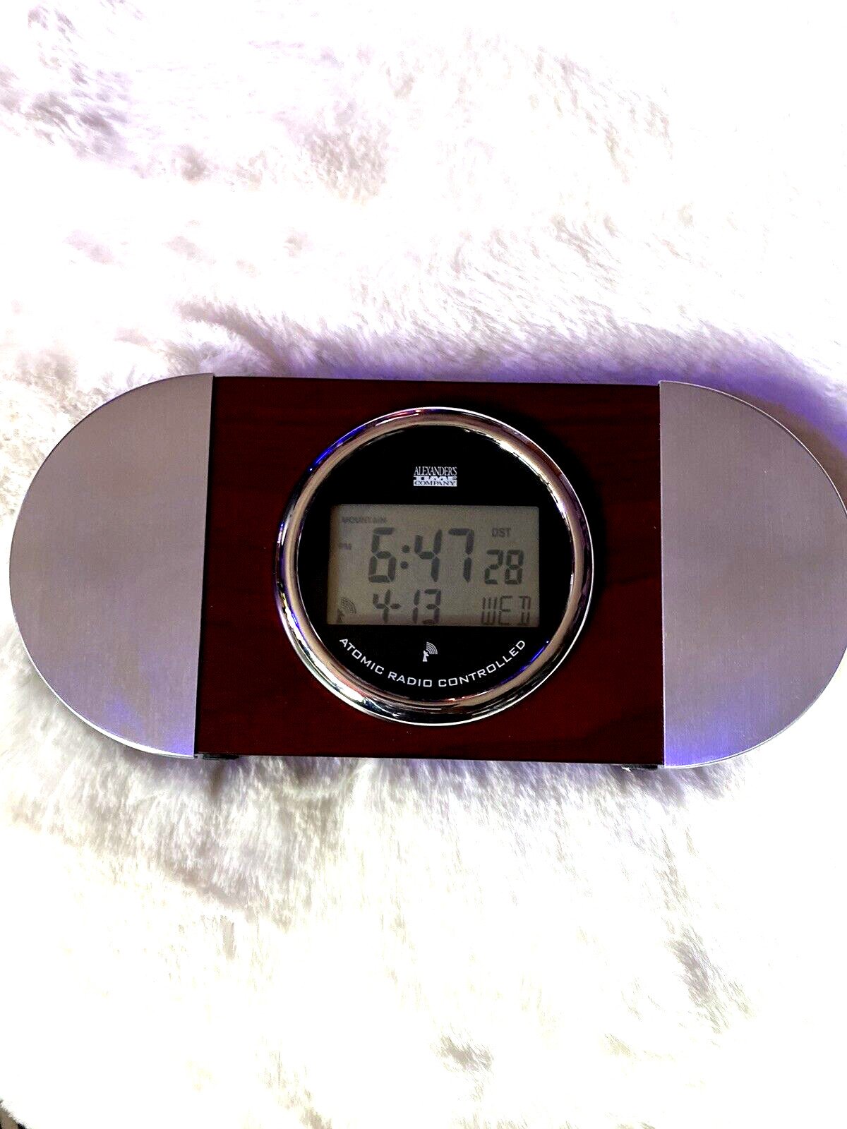 Atomic Radio Controlled Digital Desk Clock Battery Operated