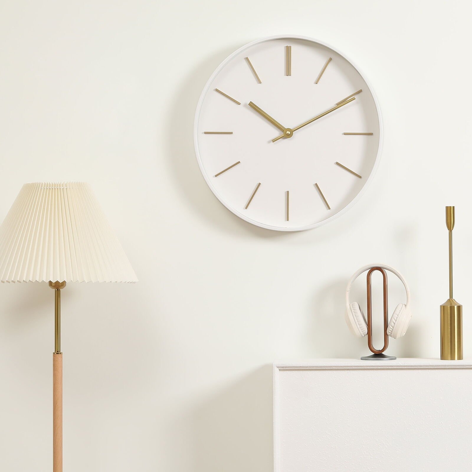 Better Homes & Garden 20" Round Indoor Modern White Analog Wall Clock