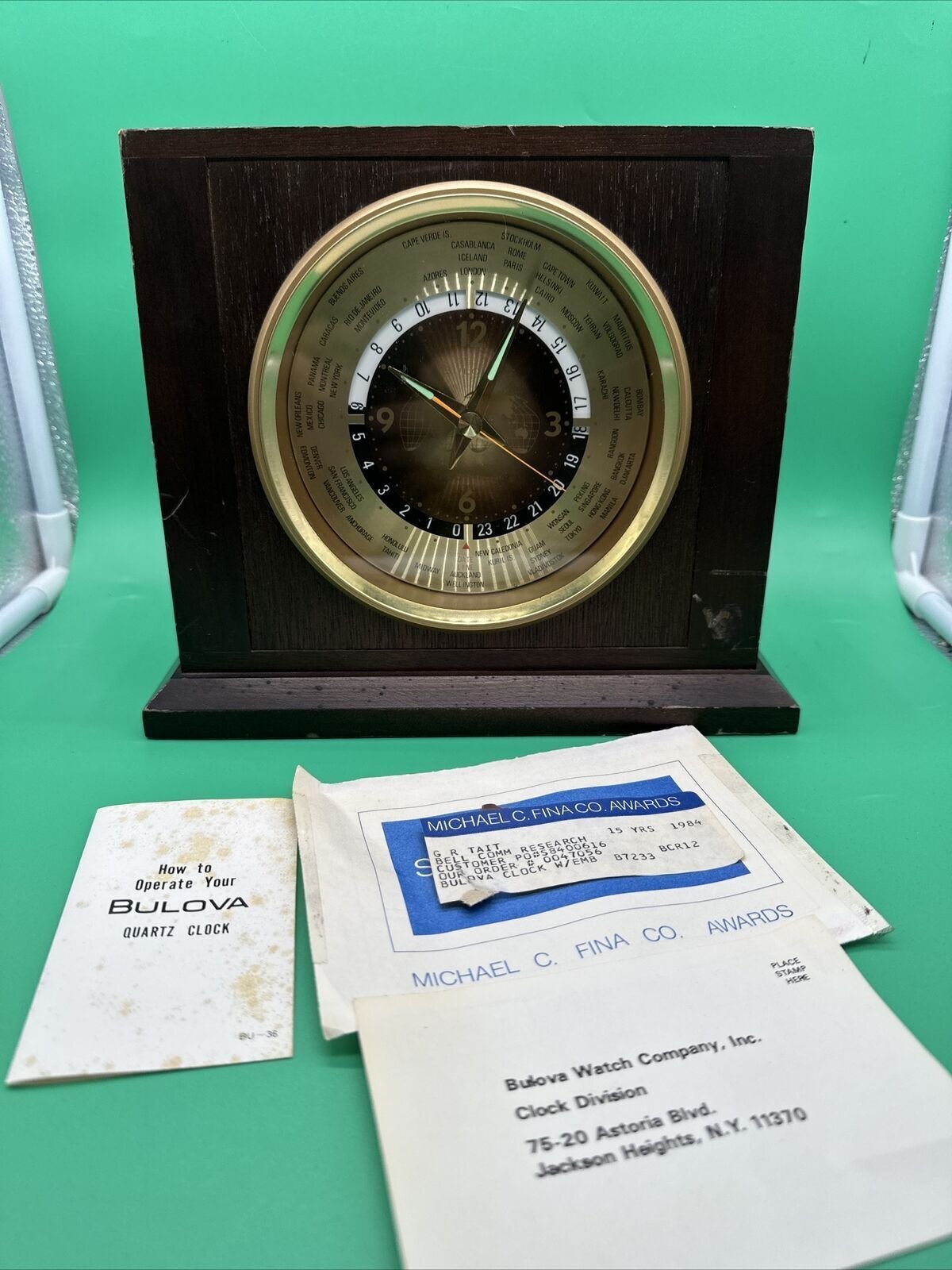 Bulova Executive Wooden World International Mantle Desk Clock Works Perfect