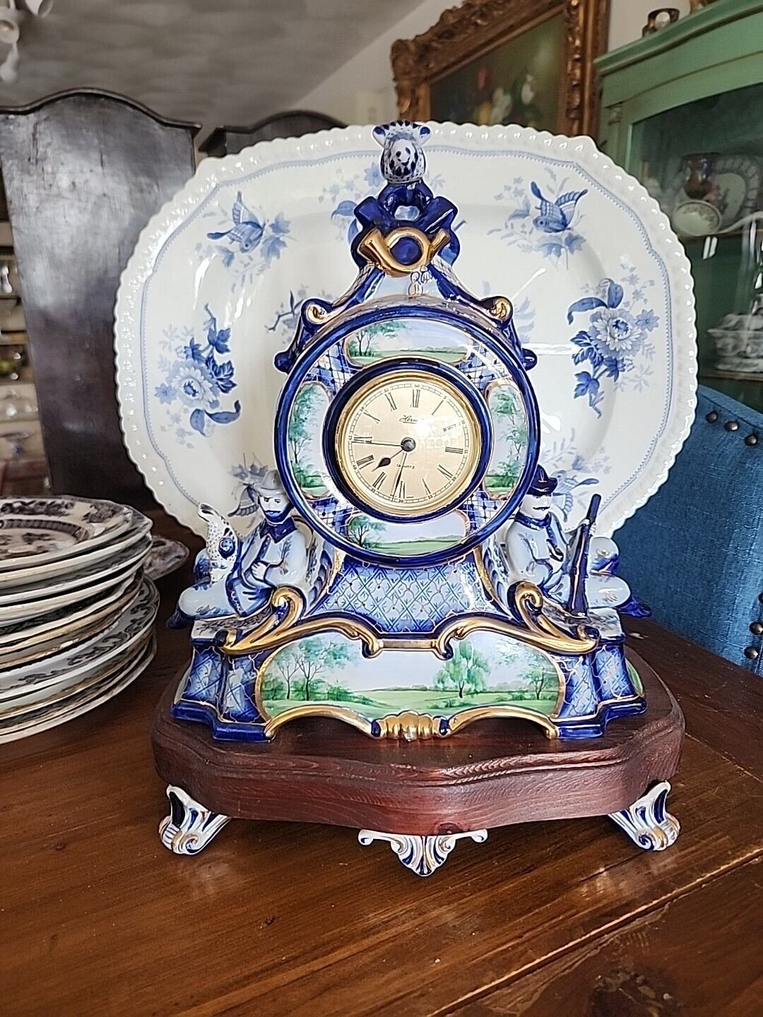 Hermle Porcelain Delft Hand Painted Table Top Clock Quartz Porcelain Feet