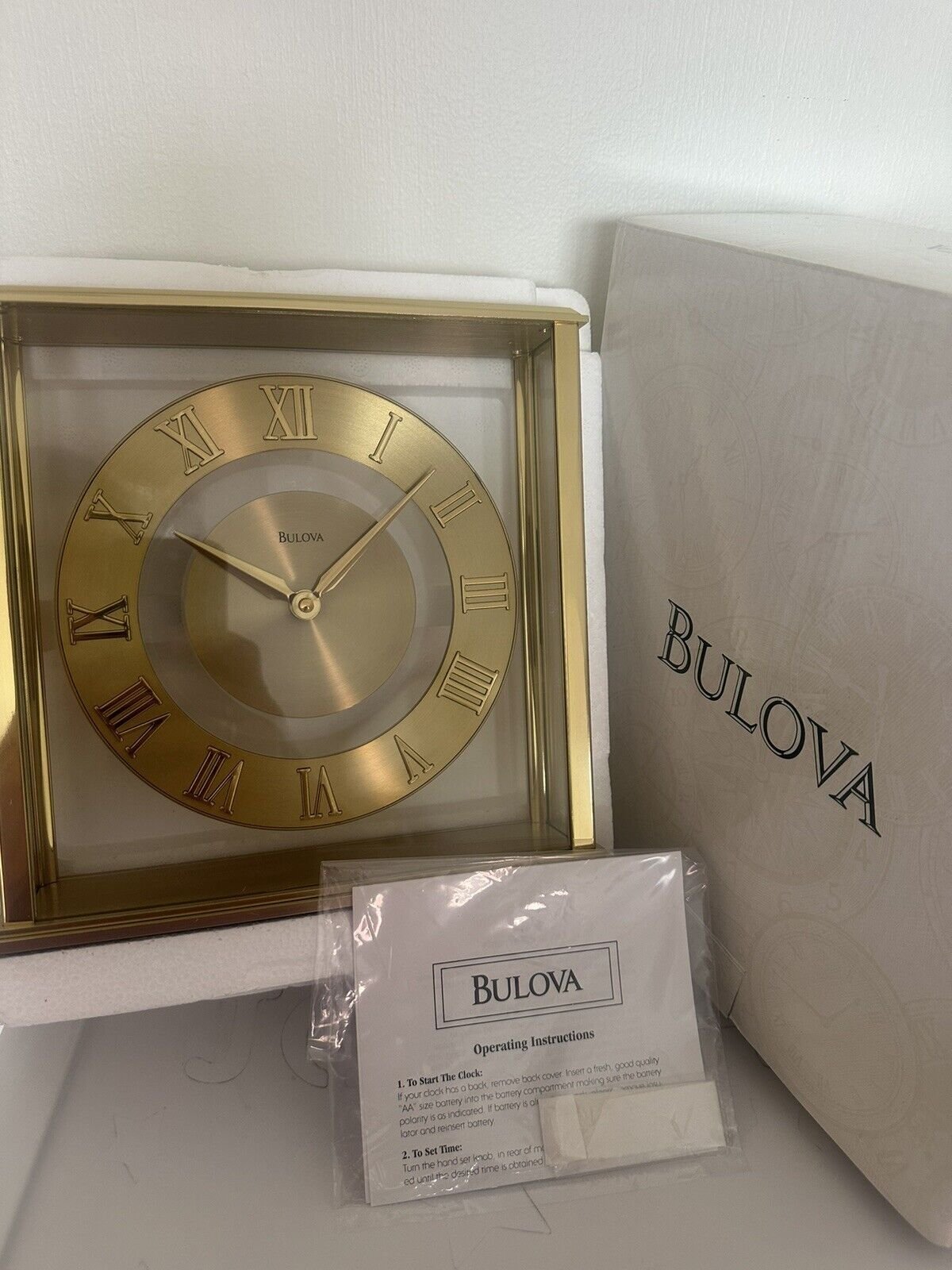 NIB Vintage Table Stand BULOVA Quartz Polished Brass Gold Tone Clock New In Box