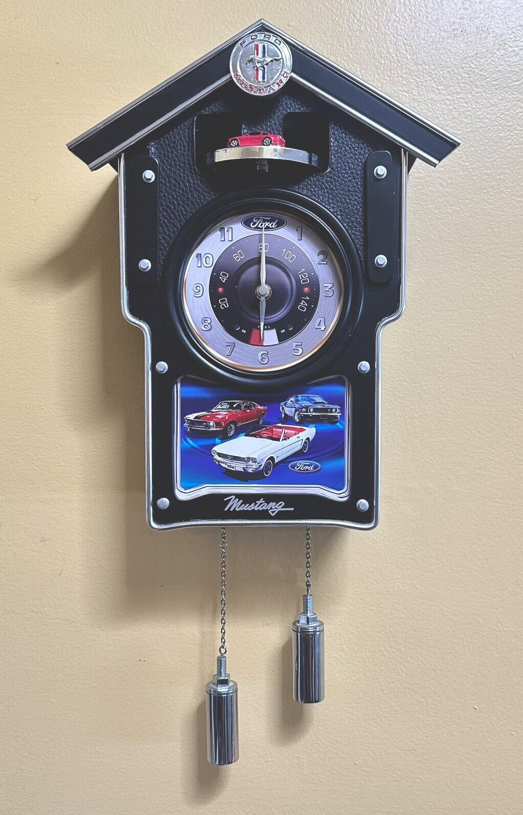 Rare 2010 Bradford Exchange Limited Edition Ford Mustang Cuckoo Clock