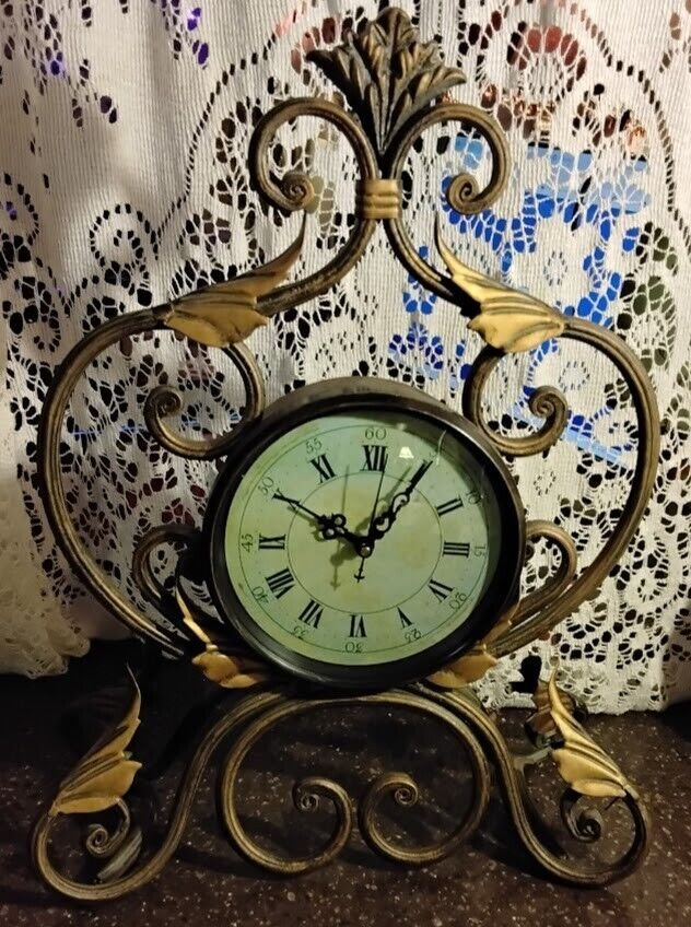 Retro Mantel scrollwork Clock metal iron green leaves wheat gold tone Battery