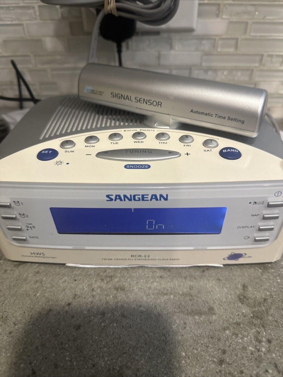 Sangean RCR-22 Atomic Digital Alarm Clock AM/FM Clock Radio Fast Shipping