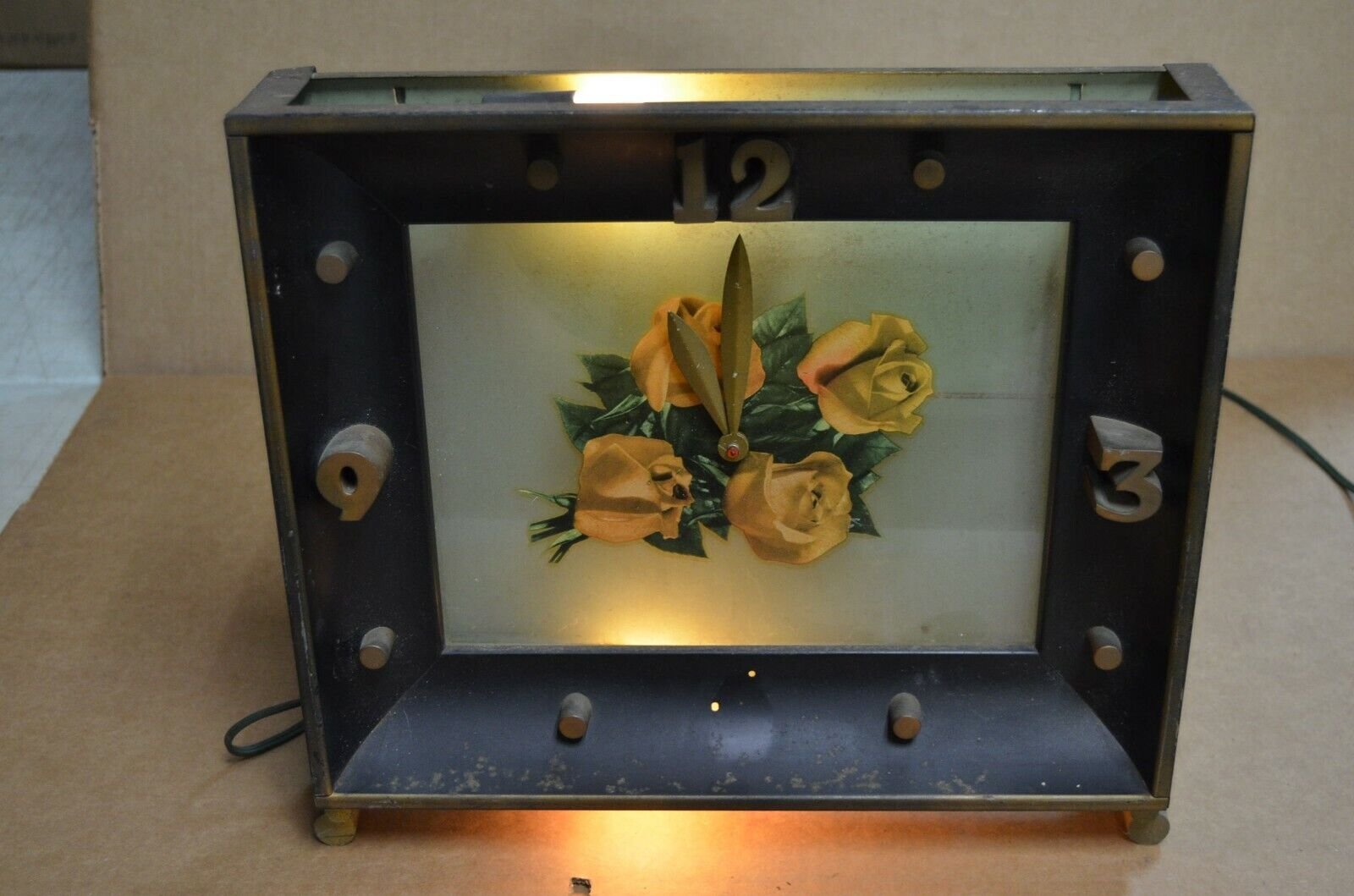 Vintage! Art Deco Lighted Electric Shelf Table Metal Mantle Clock