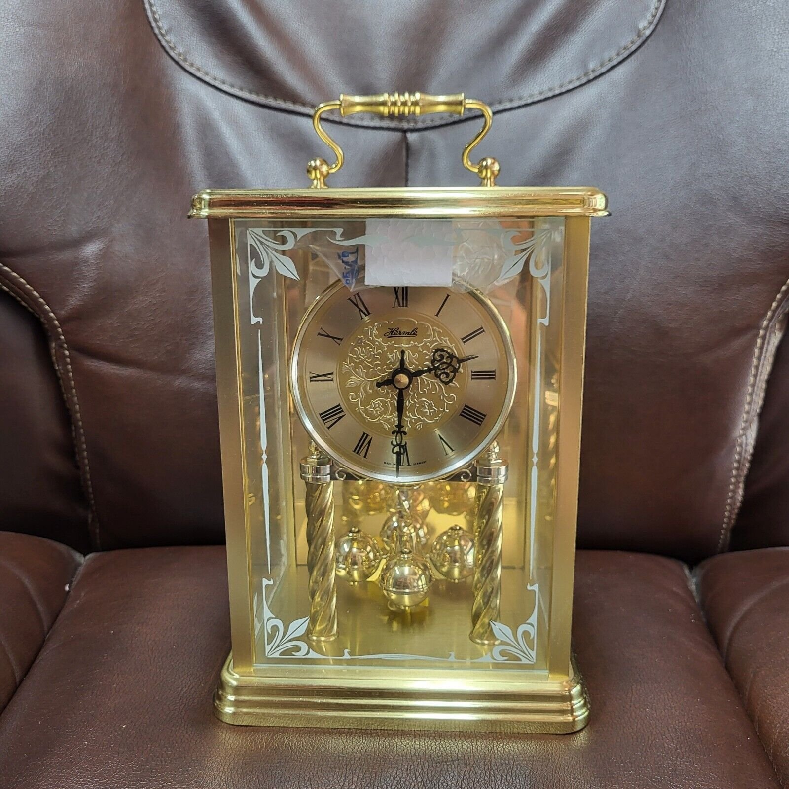 VINTAGE HERMLE GERMANY QUARTZ ANNIVERSARY MANTEL SHELF BRASS & GLASS CHIME CLOCK