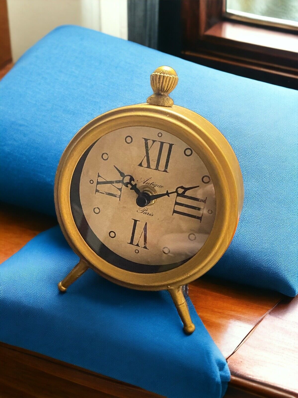 Best Antique Style Roman Numeral Desk Clocks