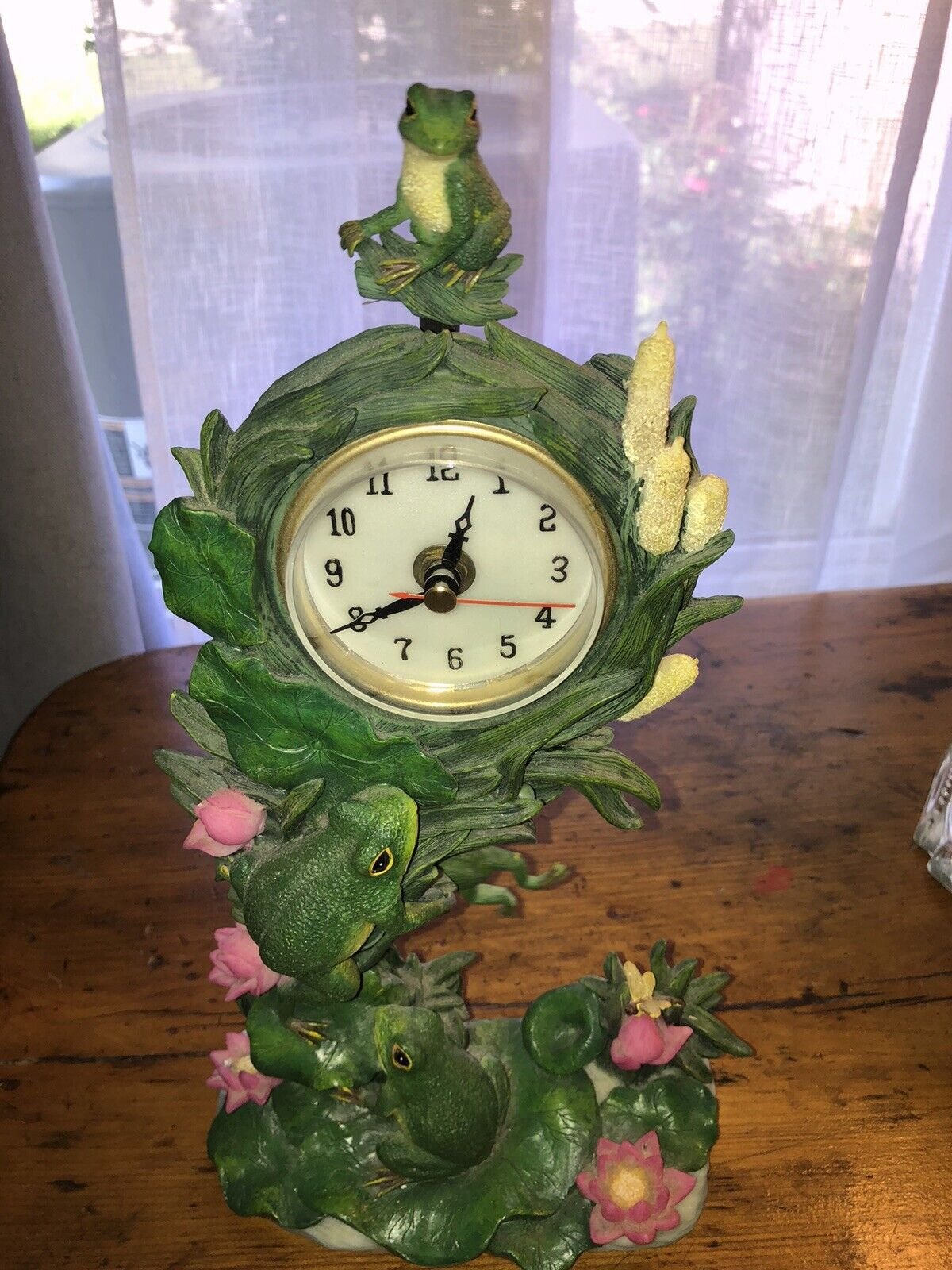 12” Tall Frog Toad Family Pendulum Lily Pad Clock Pink Flowers Cattail UNIQUE!!