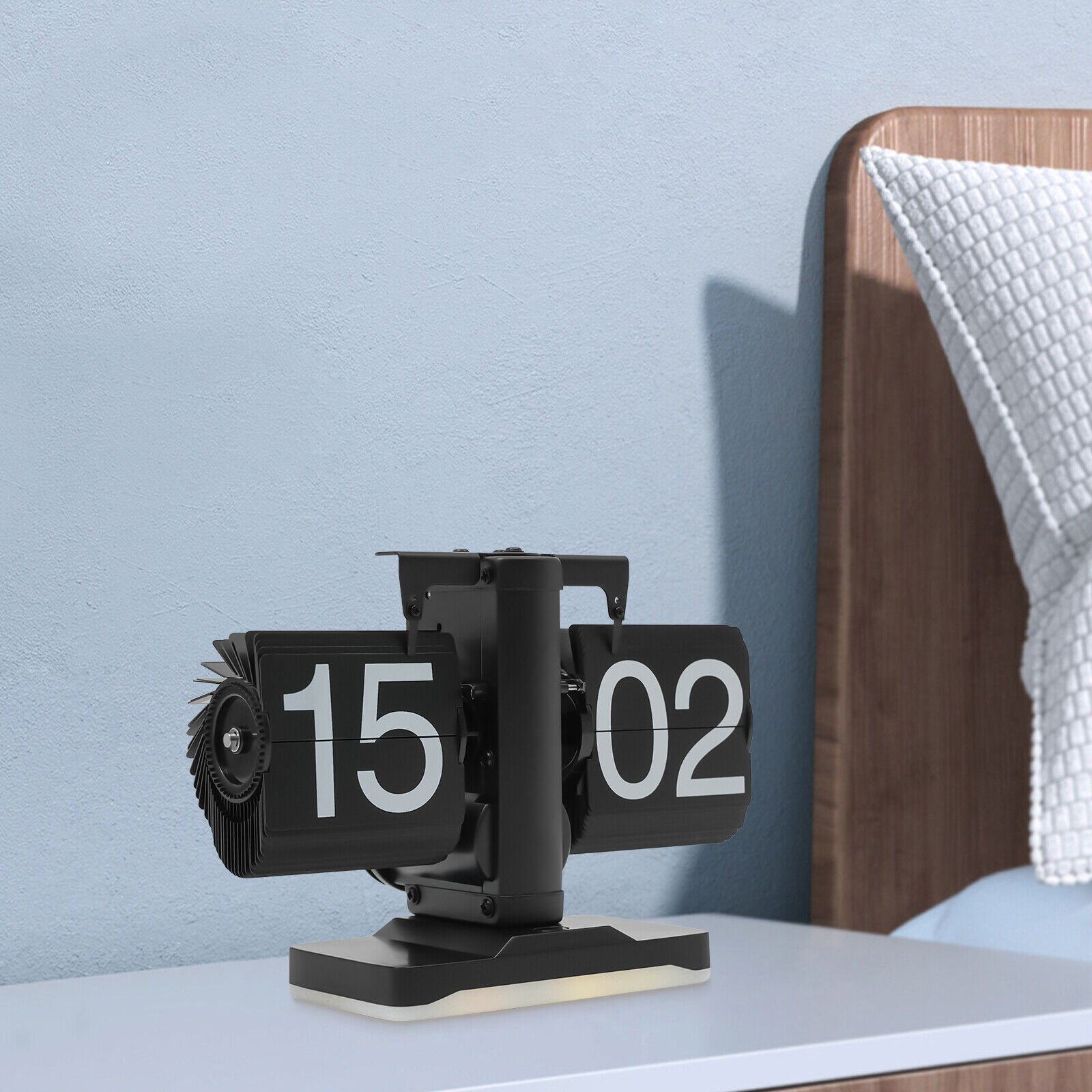 24-hour Mechanical Digital Tabletop Flip Clock Flip Down Clock Modern Black Page