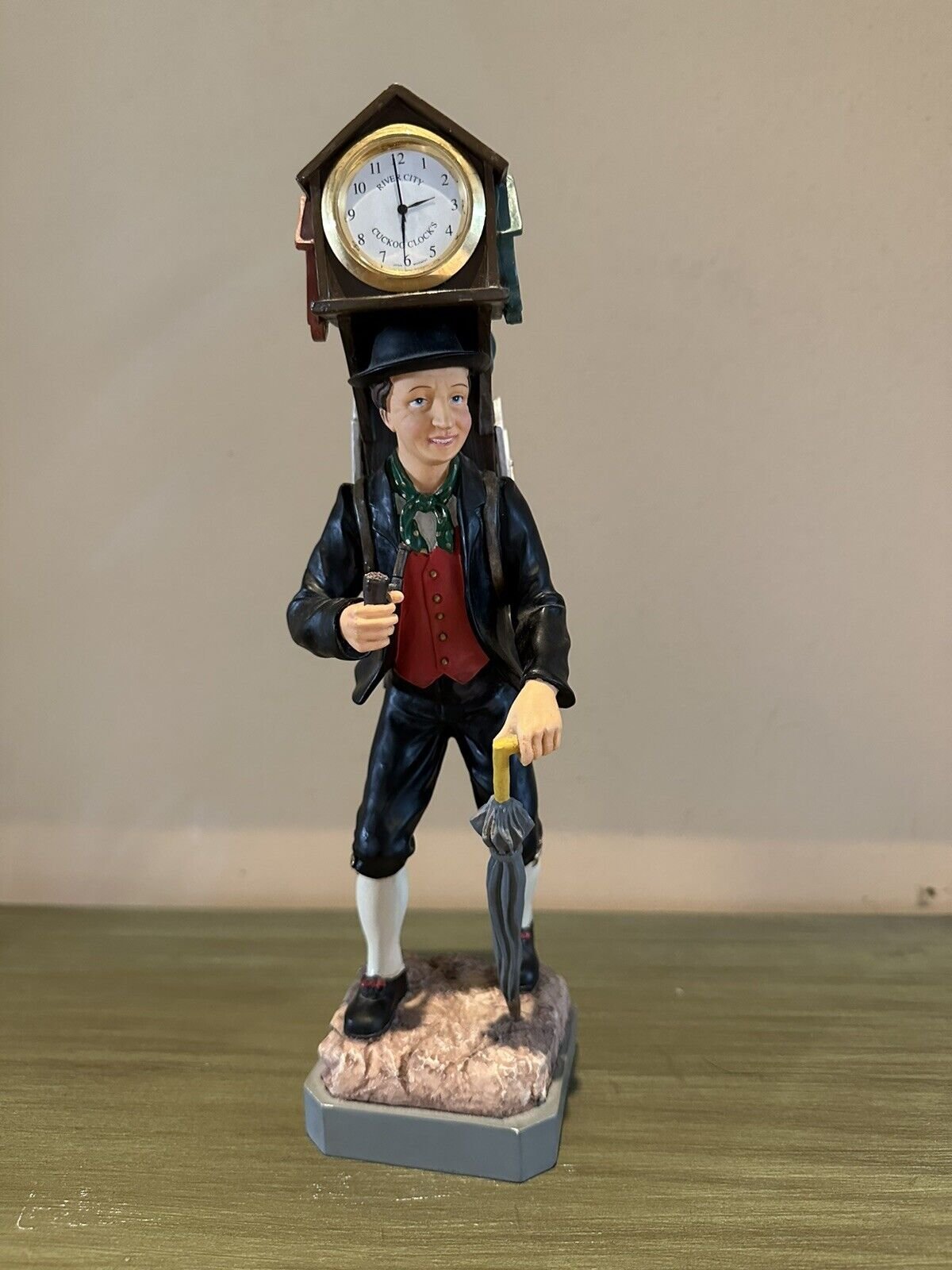 River City Cuckoo Clock Peddler Figurine Numbered #2324 0f 3000 RARE