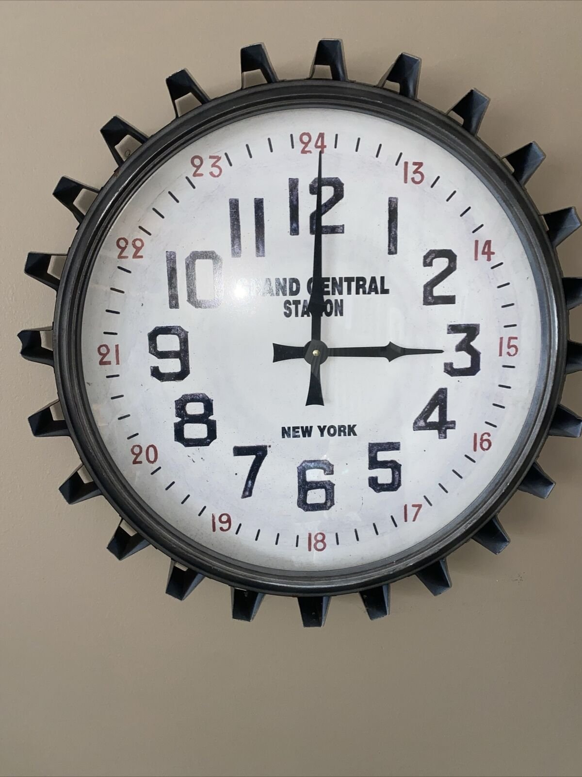 17” Grand Central Station Wall Clock In Working Condition