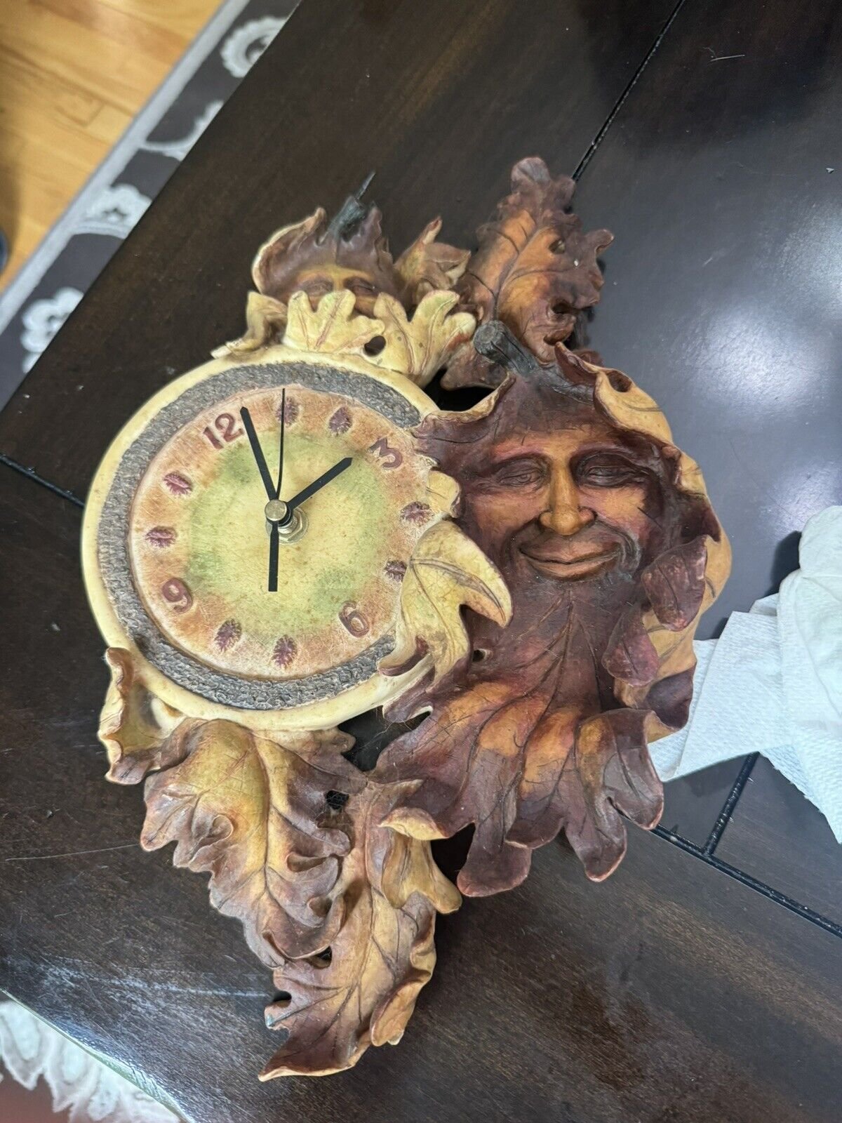 1998 INNOVATION VANCOUVER OAK LEAF FACE COLLECTION FALL DECOR WALL CLOCK RARE!!!