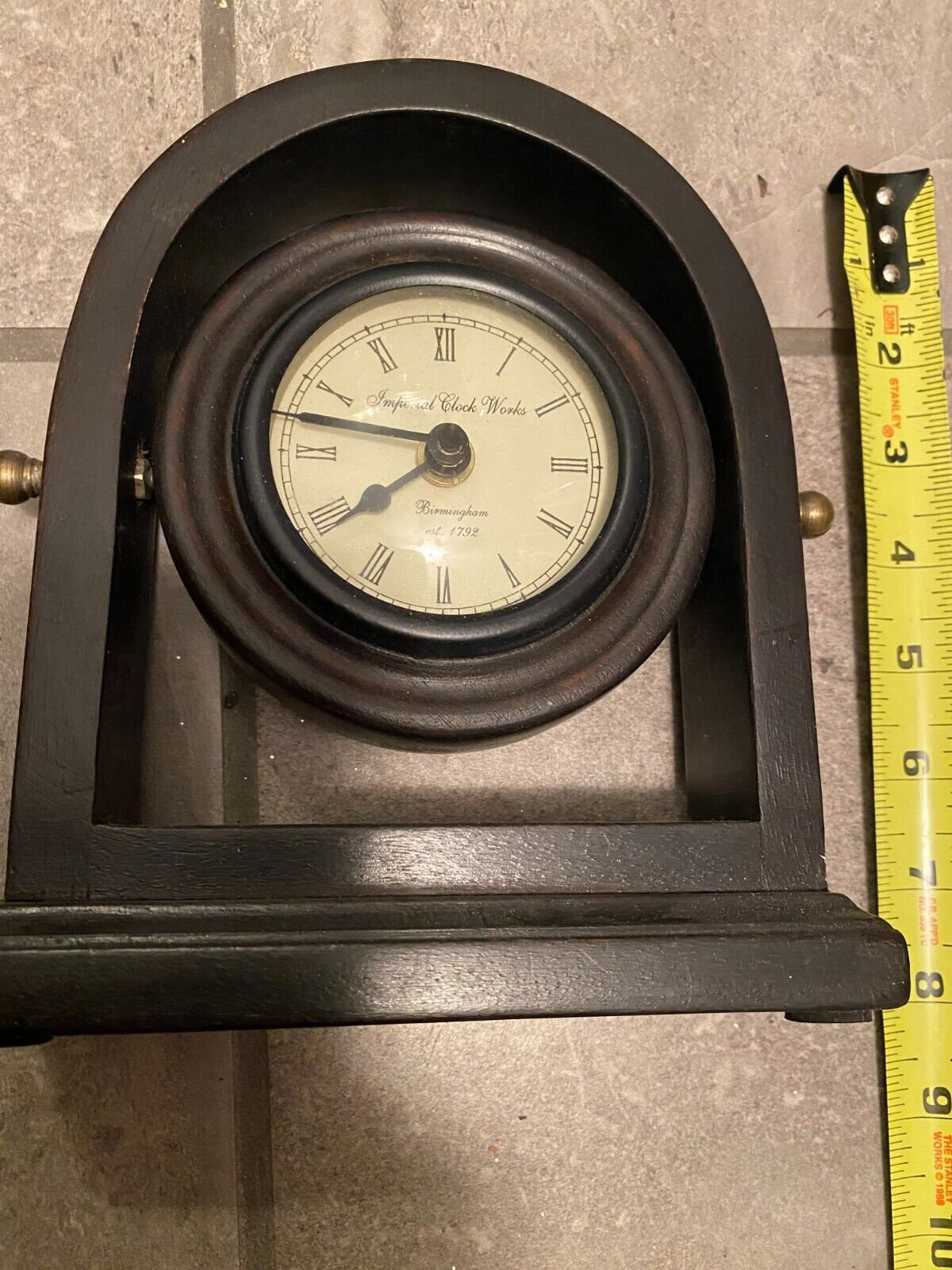 9" Vintage Imperial Electric Table Top Clock