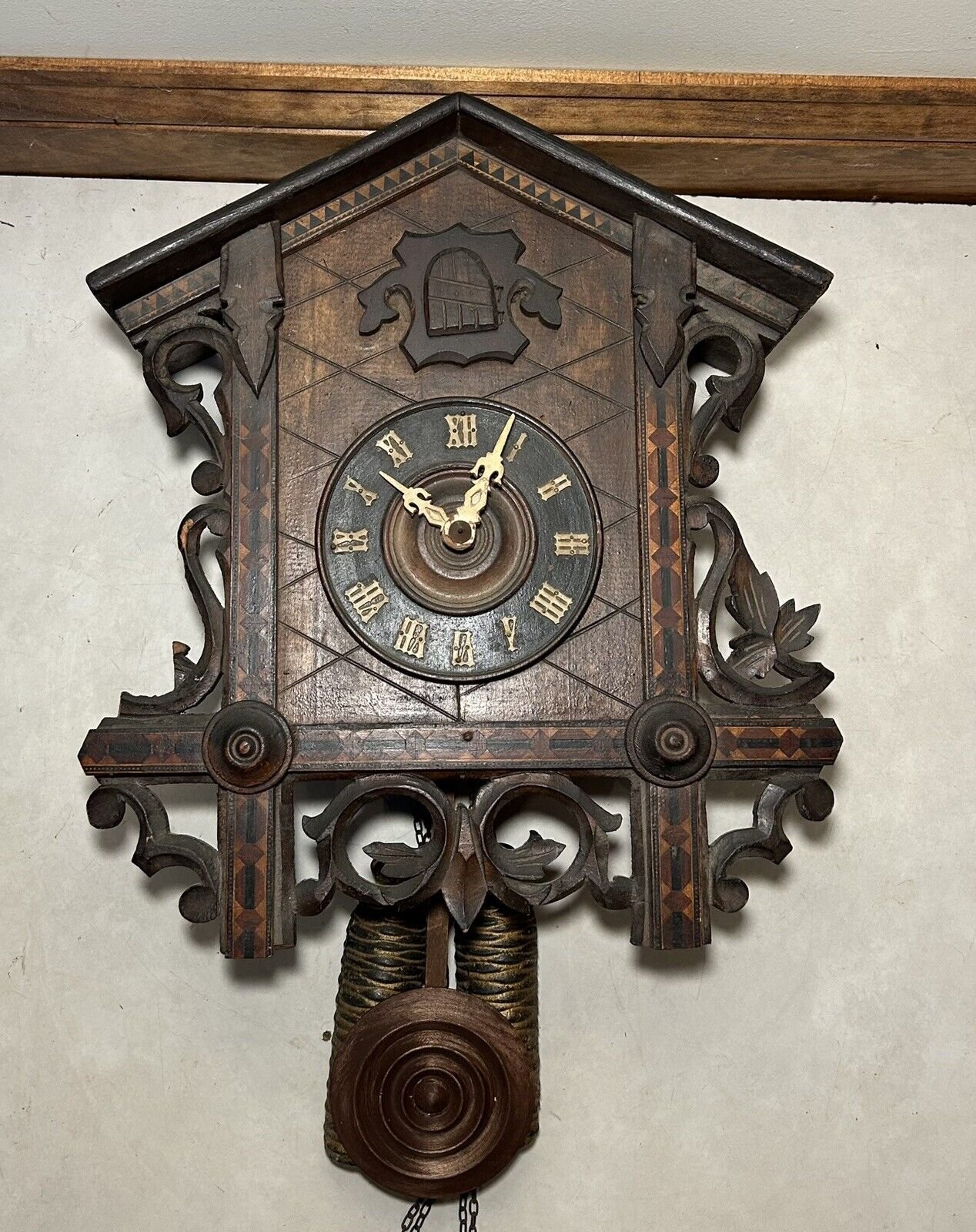 American Cuckoo Clock Company Black Forest Railroad Wooden Bird Wall Clock
