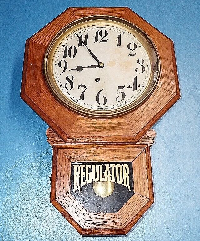 Antique Oak Ingraham Regulator Clock