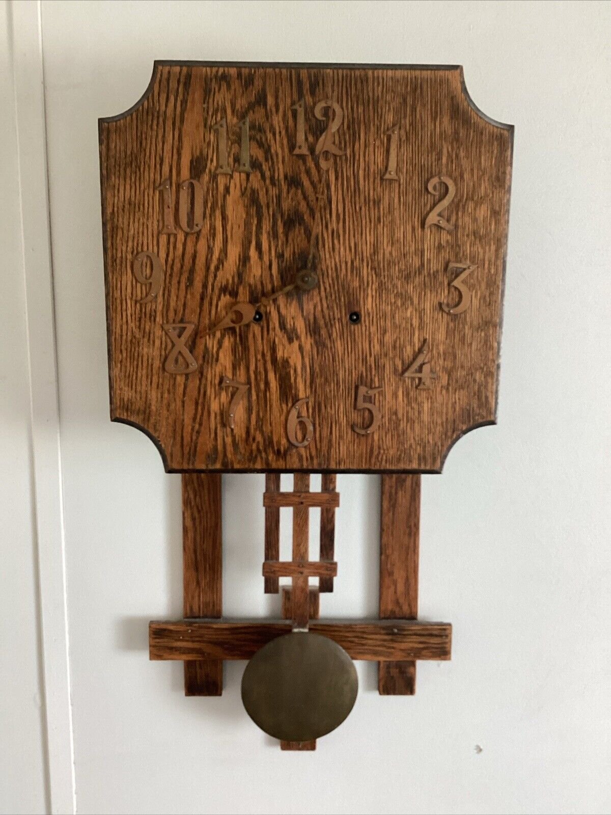 ANTIQUE ORIGINAL ARTS AND CRAFTS - MISSION OAK WALL CLOCK