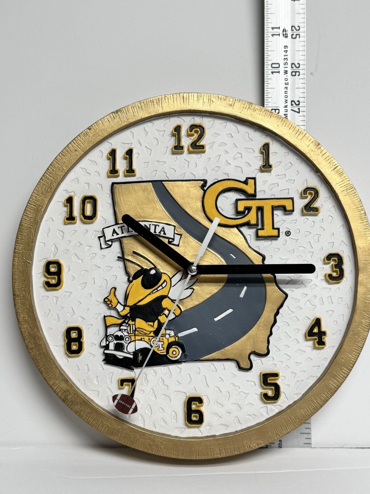 Atlanta GT Georgia Tech BUZZ Wall Clock NIB Gold