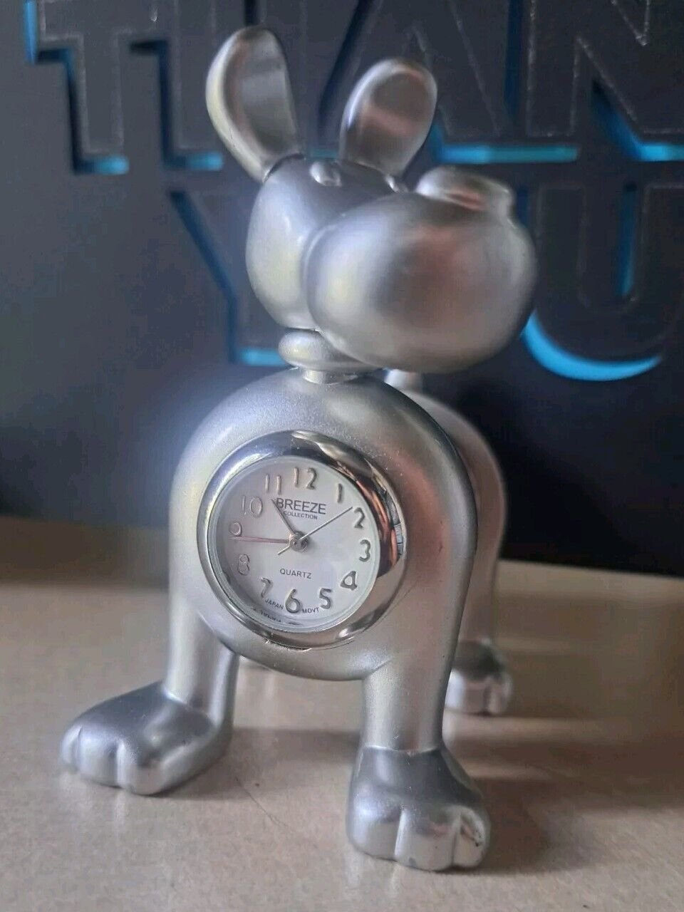 Breeze Collection Quartz Slinky Dog Clock Card Holder