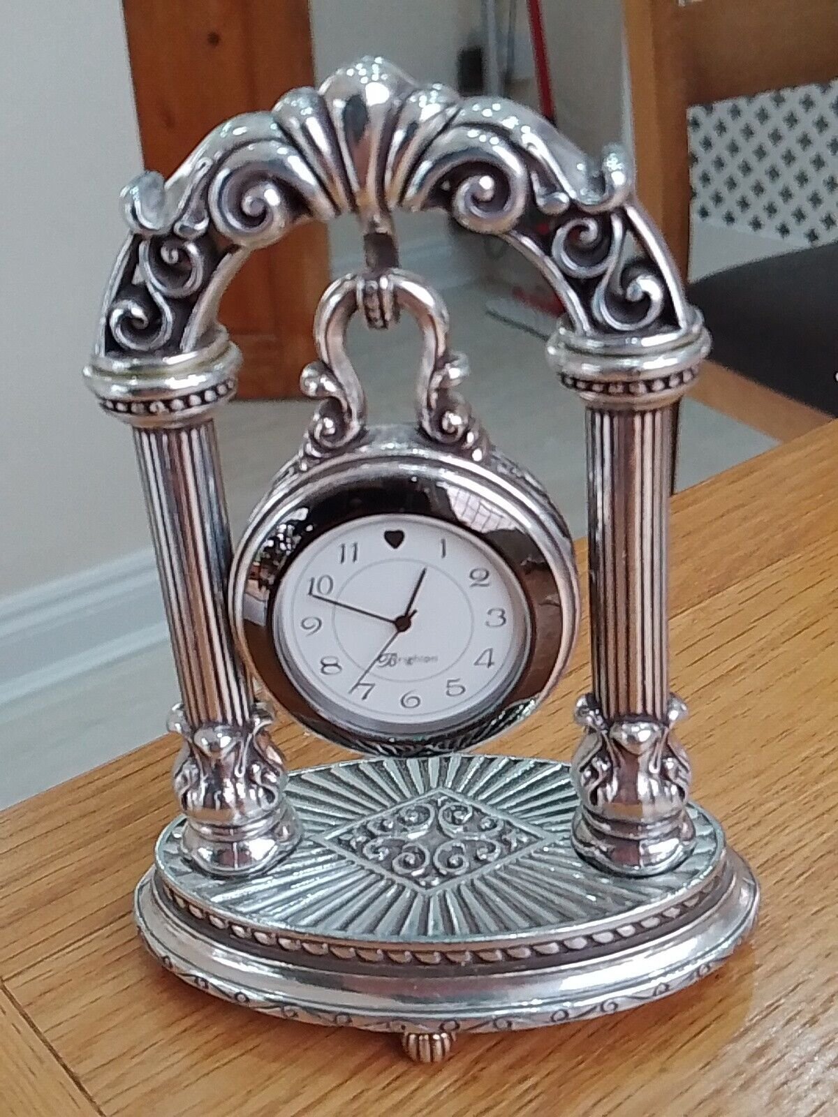 Brighton Silver Plated Hanging Desk Clock Ornament, 4 1/4" tall Brand New Batter