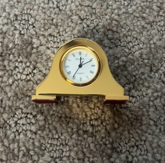 Bulova Quartz Small Miniature Figurine Desk Top Mantle Clock Gold Colored 1.25"