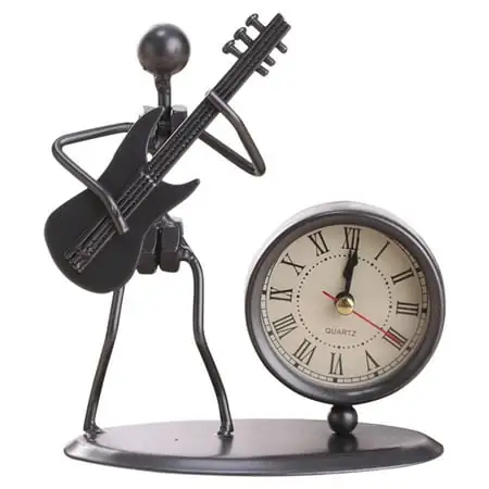 Creative Iron Stainless Steel Small Desk Clock Iron Retro Personality Clock Gift Birthday Gift Iron Table Creative Iron Stainless Steel Small Desk Clock Iron Retro Personality Clock Gift Birthday Gift Iron