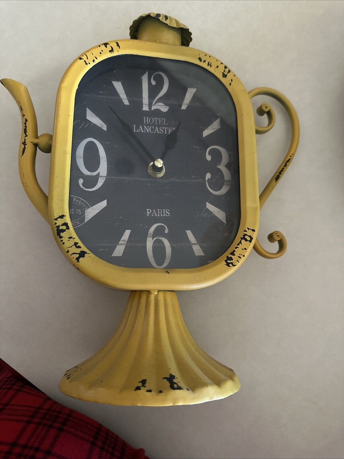 Deco 79 Metal Table Clock