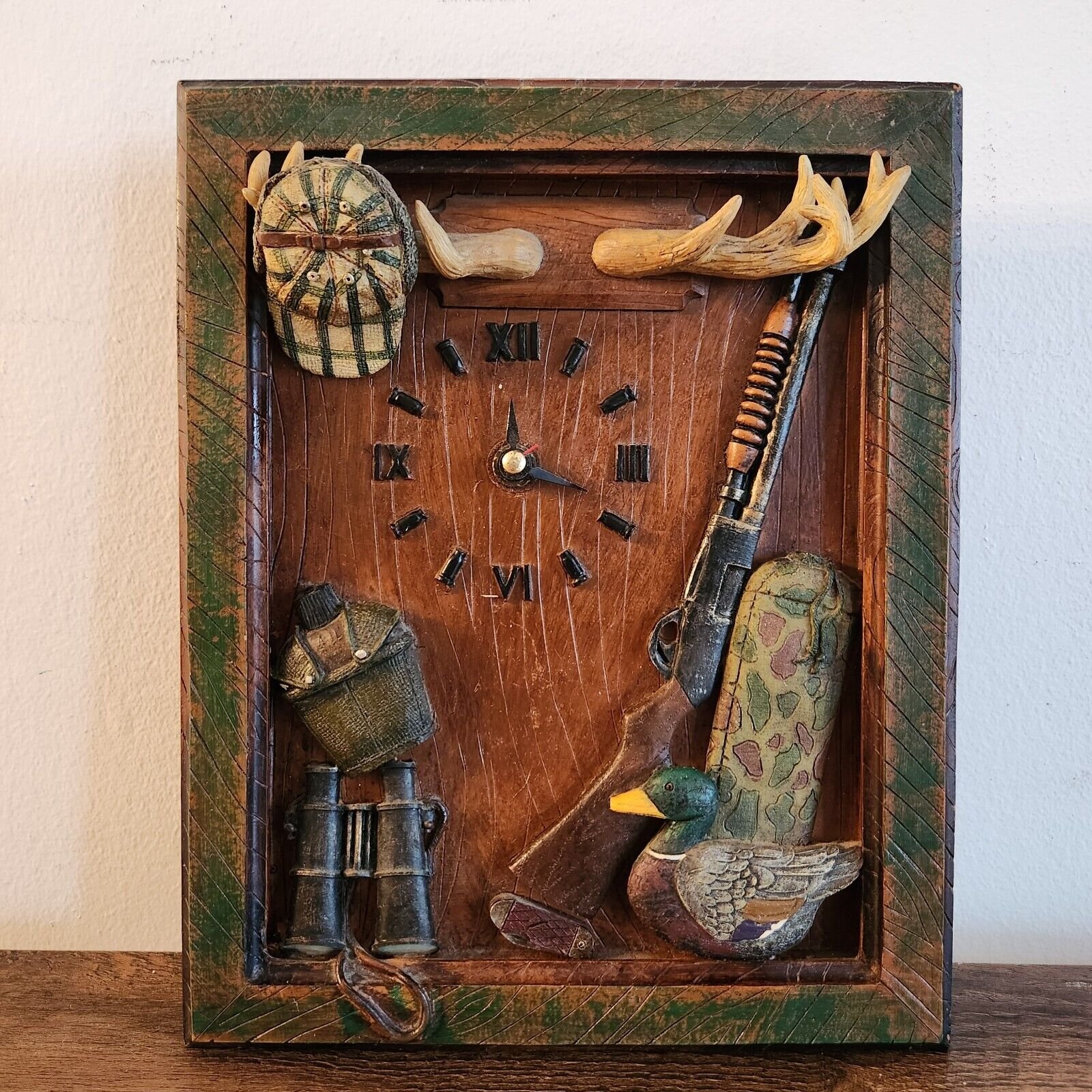 Deer & Duck Hunting Wooden Wall Clock Battery Powered Hunting Cabin Decor