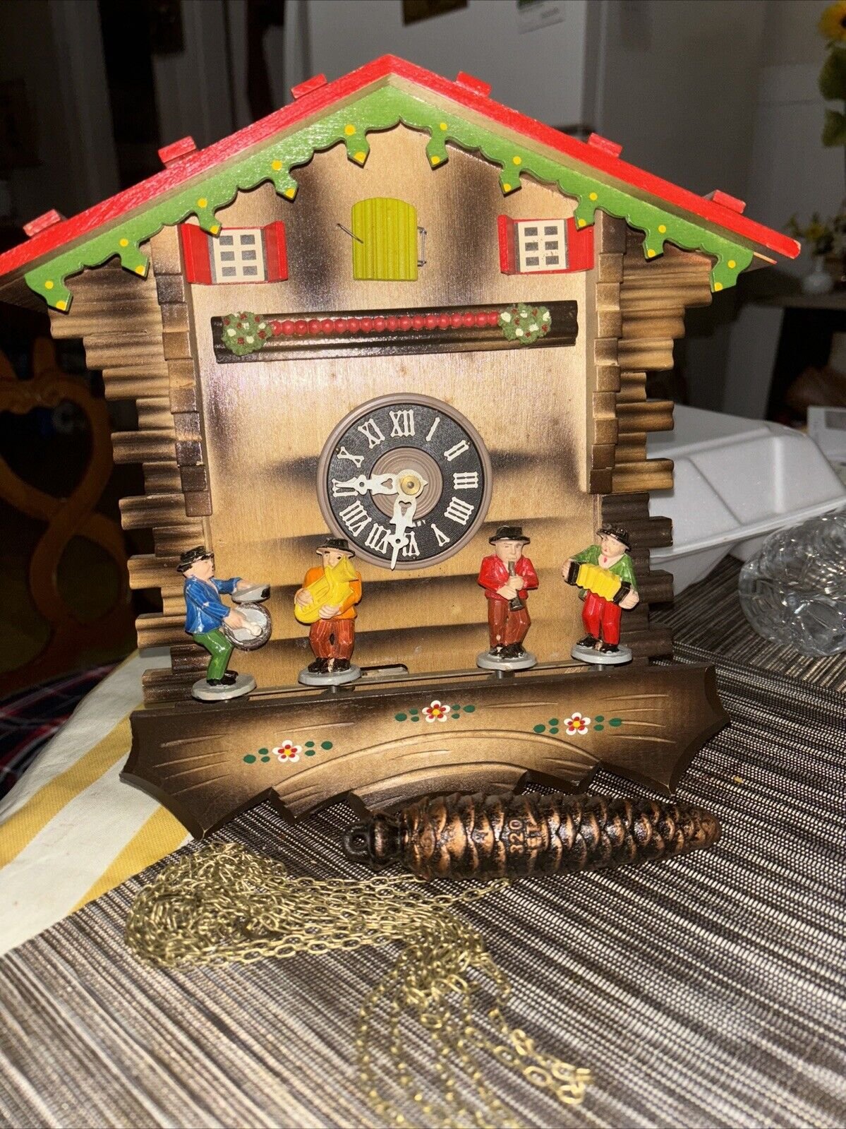 Early 70's German Black Forest Cuckoo Clock Dancers & Musicians WORKS !