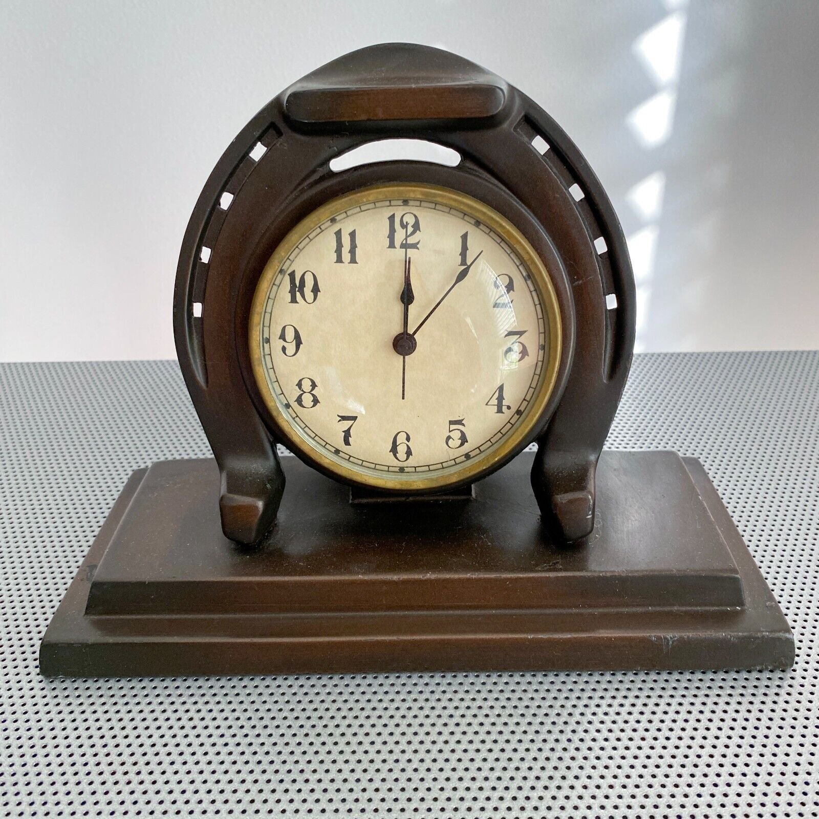 Equestrian Horseshoe Clock Hand Cast Resin Quartz Movement Desk Mantel Shelf