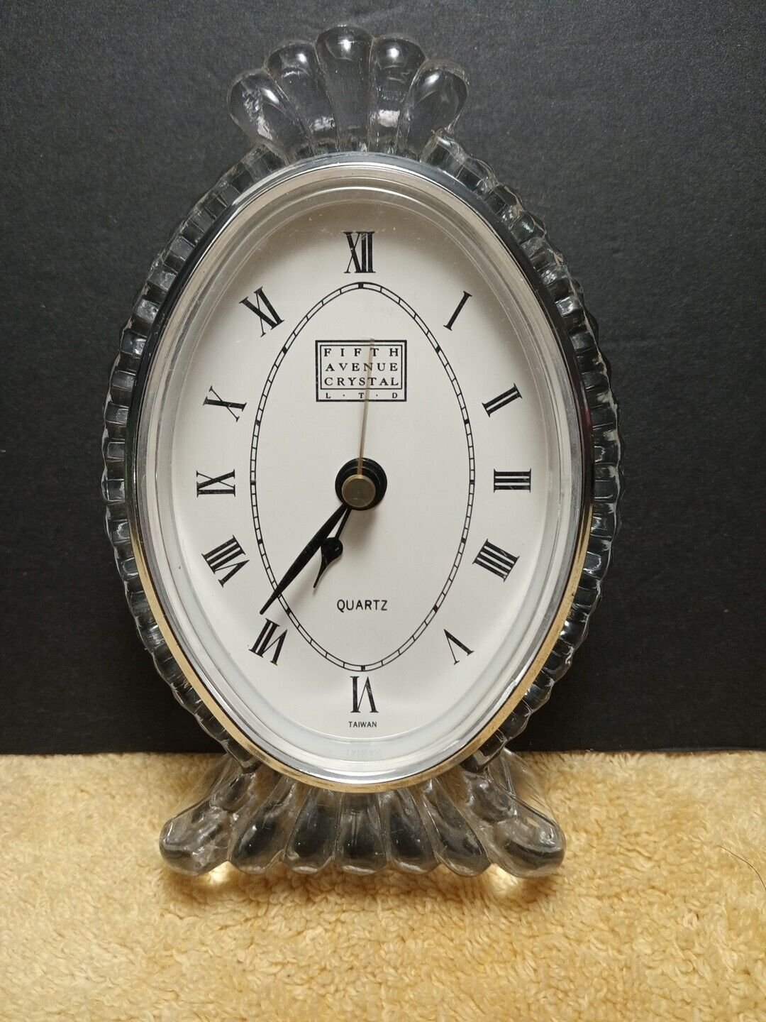 Fifth Avenue Crystal LTD Crystal Clear Table Top/Mantel Quartz Clock, 5.5"