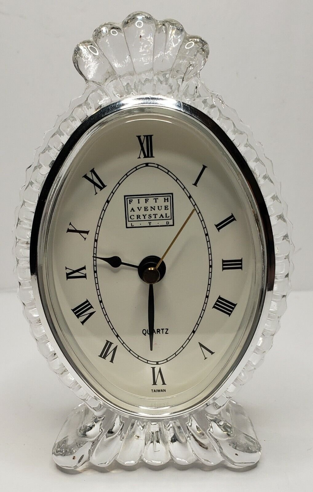 FIFTH AVENUE CRYSTAL TABLE CLOCK