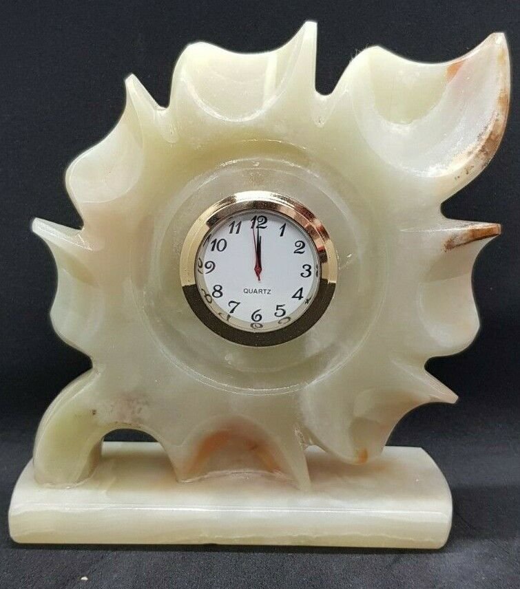 GREEN ONYX HANDCRAFTED, MAPLE LEAF CLOCK, HEIGHT - 6"