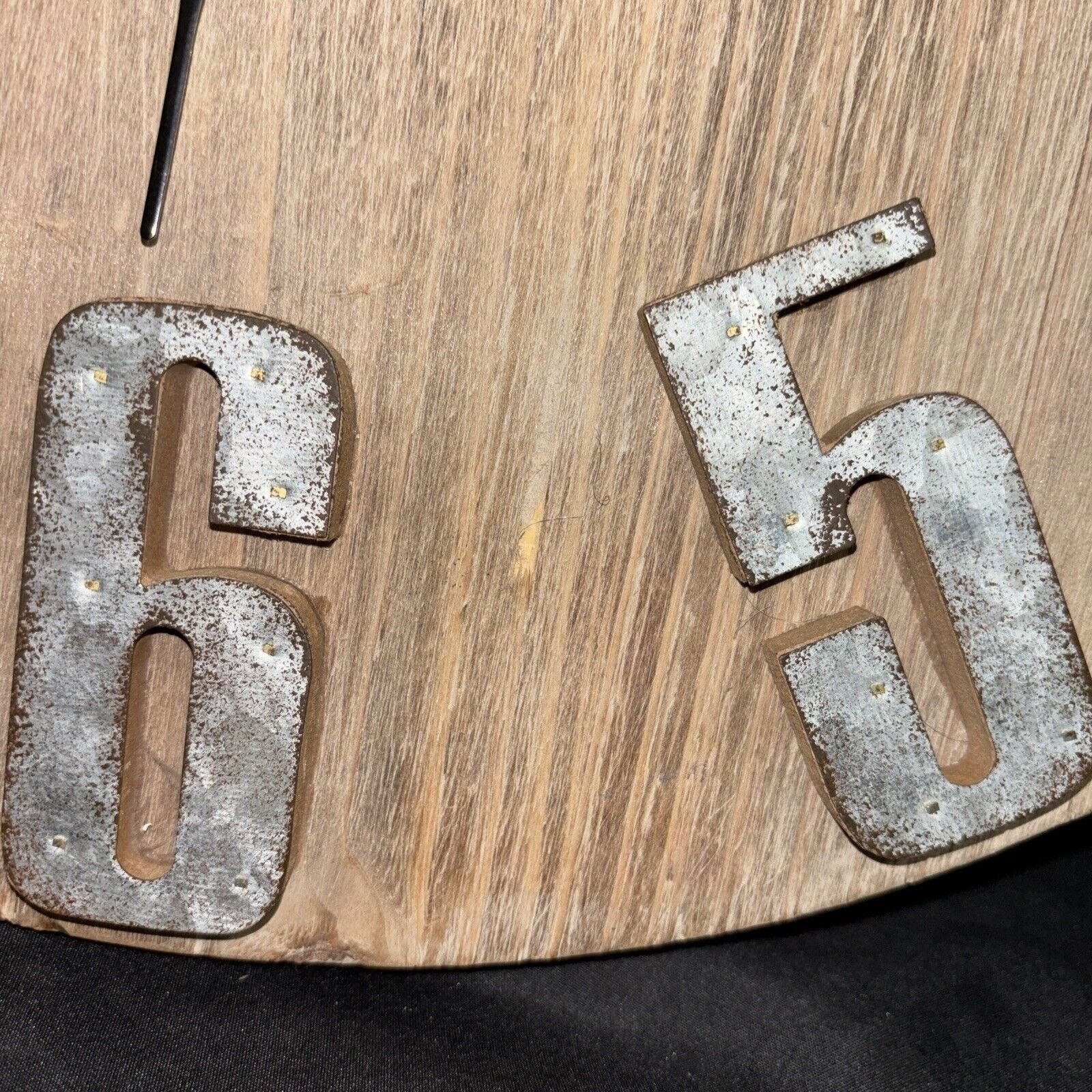 Home Decor Large Wall Clock-17.9x17.9”(45.5x45.5cm)-Defect Btw 5&6-Tested,Works