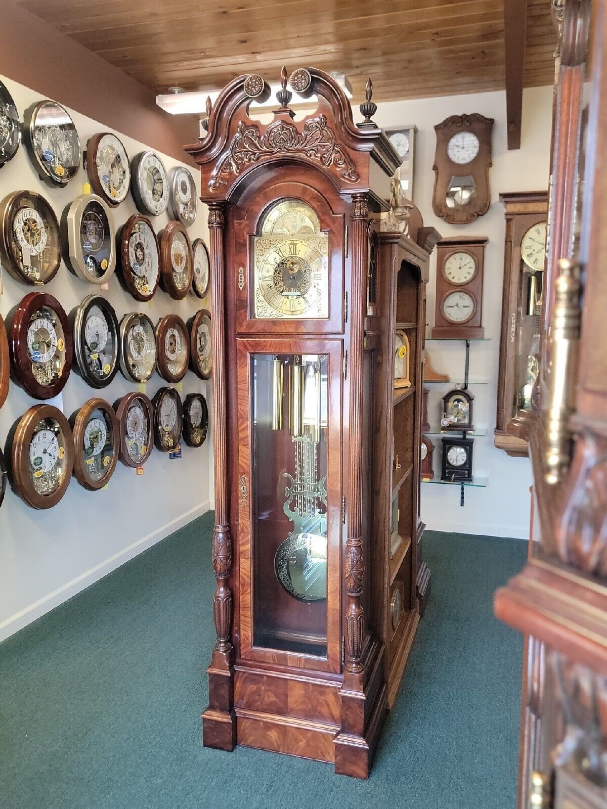 Howard Miller Limited Edition Grandfather Clock Charleston Manor 610-289