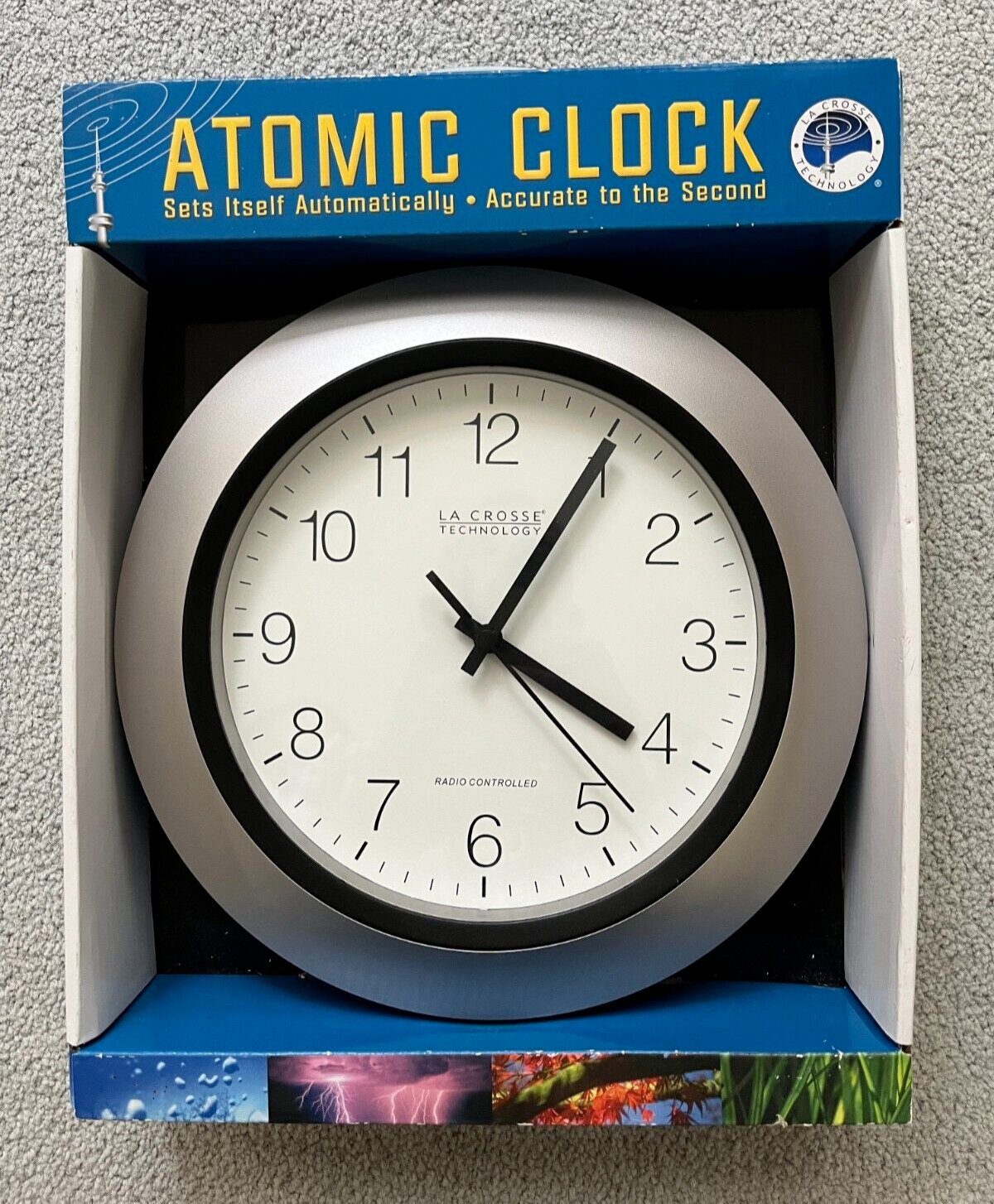 La Crosse Technology Atomic Analog WT-3102S 10 Inch Wall Clock Silver